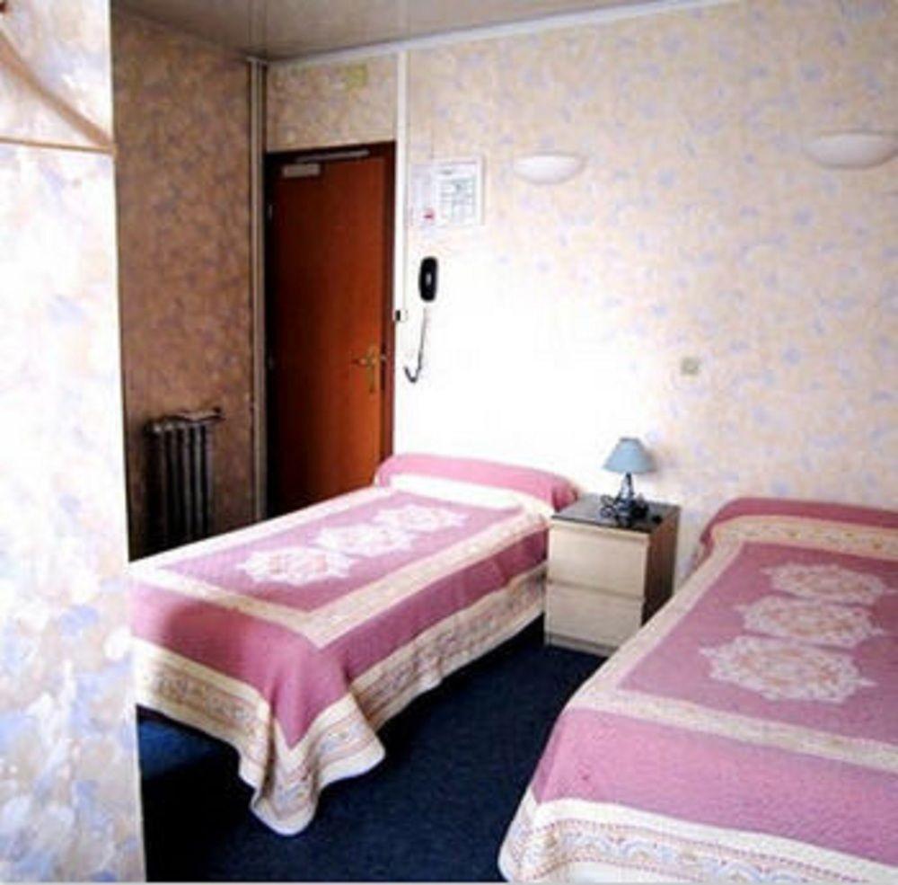 Hipotel Paris Voltaire Bastille Bagian luar foto