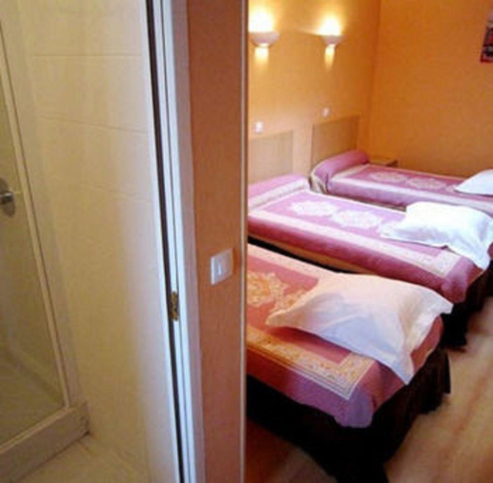 Hipotel Paris Voltaire Bastille Bagian luar foto