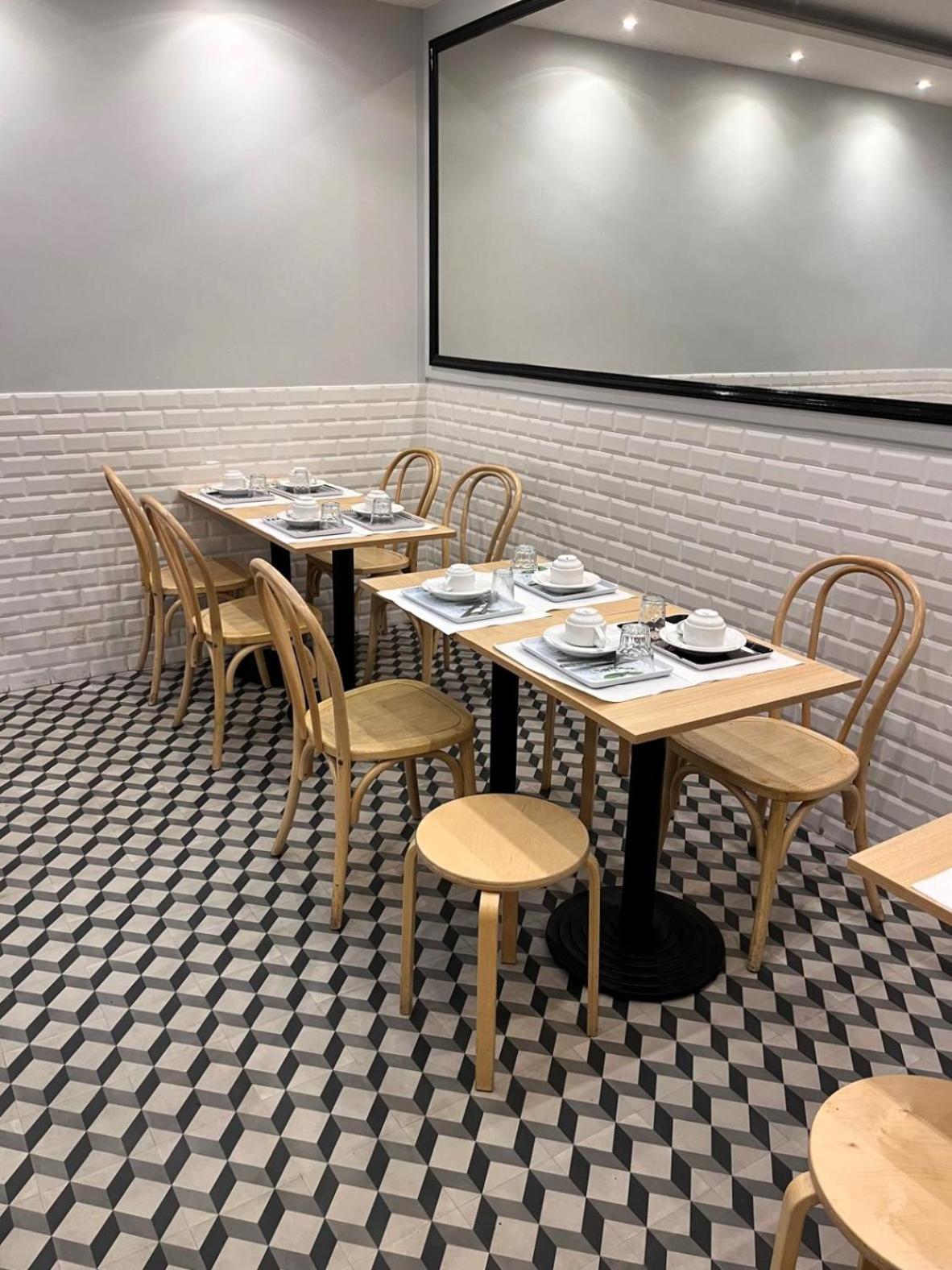 Hipotel Paris Voltaire Bastille Bagian luar foto